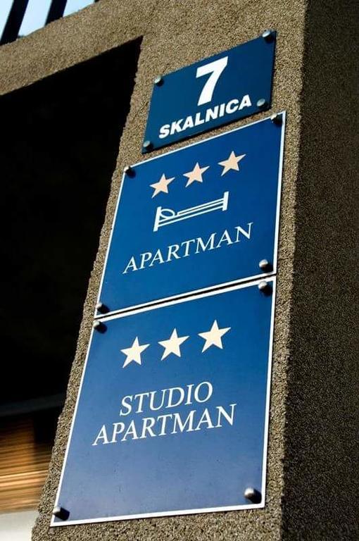 Apartments Pongrac Cres Zewnętrze zdjęcie