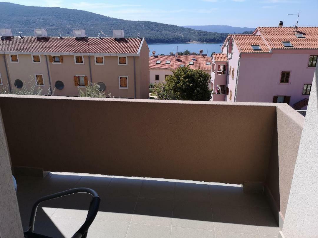 Apartments Pongrac Cres Zewnętrze zdjęcie